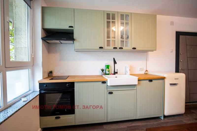 Продава 2-СТАЕН, гр. Русе, Алеи Възраждане, снимка 2 - Апартаменти - 52705146