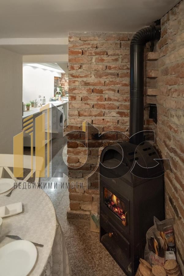 Продава МНОГОСТАЕН, гр. София, Център, снимка 2 - Апартаменти - 52615313