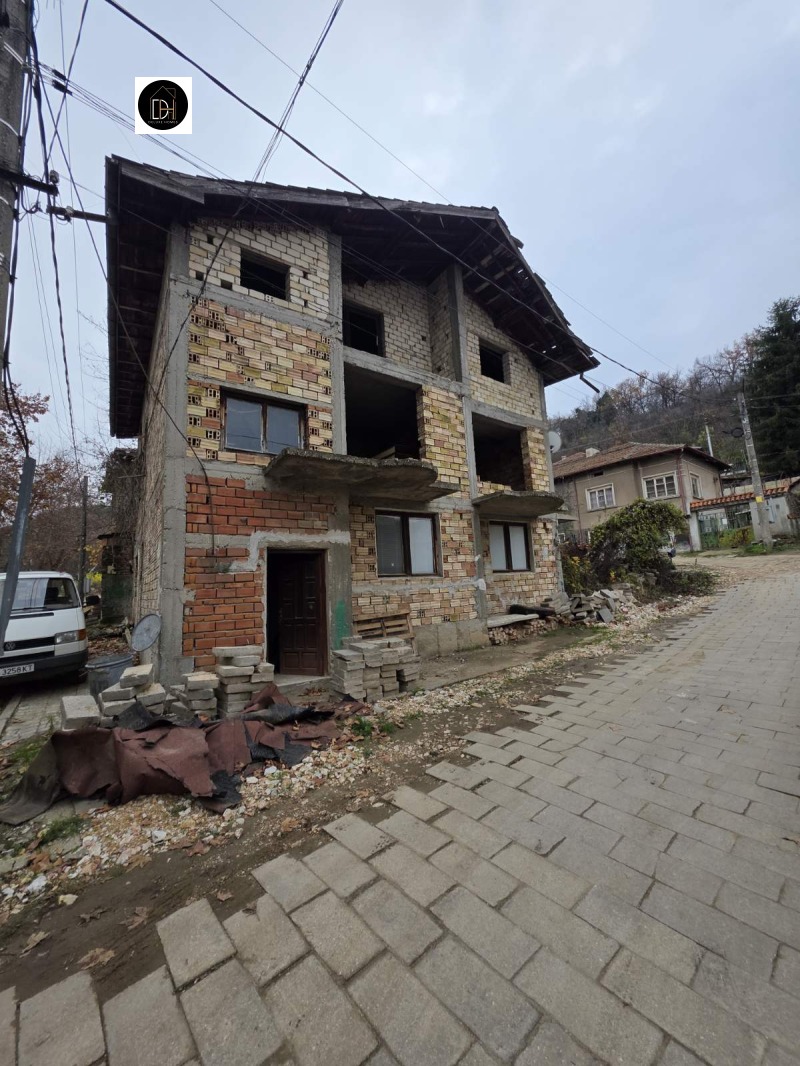 Продава КЪЩА, с. Брестовица, област Пловдив, снимка 3 - Къщи - 52649964