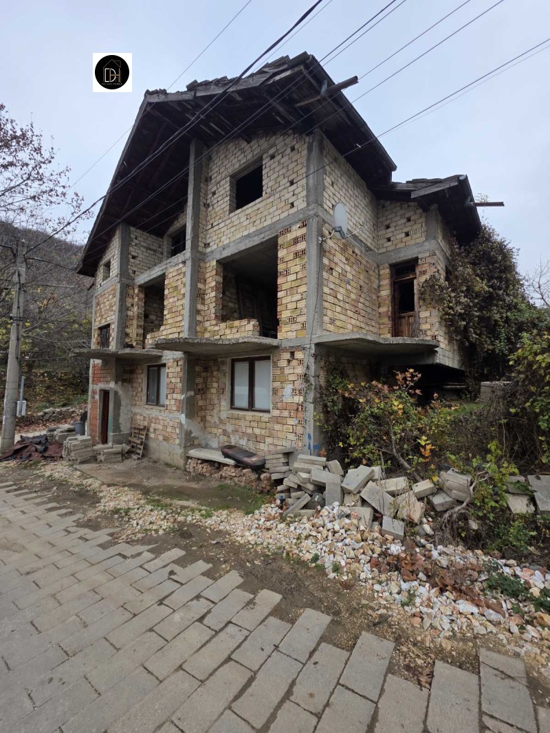 Продава КЪЩА, с. Брестовица, област Пловдив, снимка 4 - Къщи - 52649964