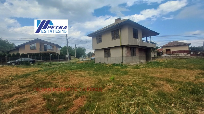 Продава КЪЩА, с. Мусачево, област София област