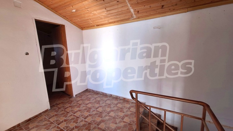 Продава КЪЩА, с. Божурец, област Добрич, снимка 15 - Къщи - 52848424