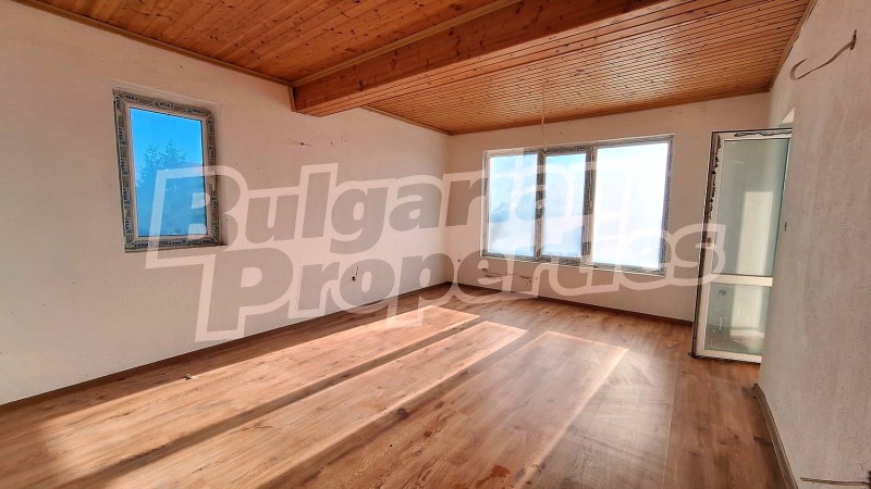 Продава КЪЩА, с. Божурец, област Добрич, снимка 8 - Къщи - 52848424