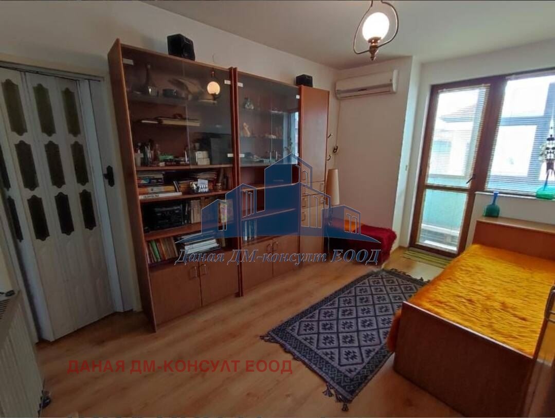 Продава 3-СТАЕН, гр. Шумен, Математическа гимназия, снимка 12 - Апартаменти - 54545808