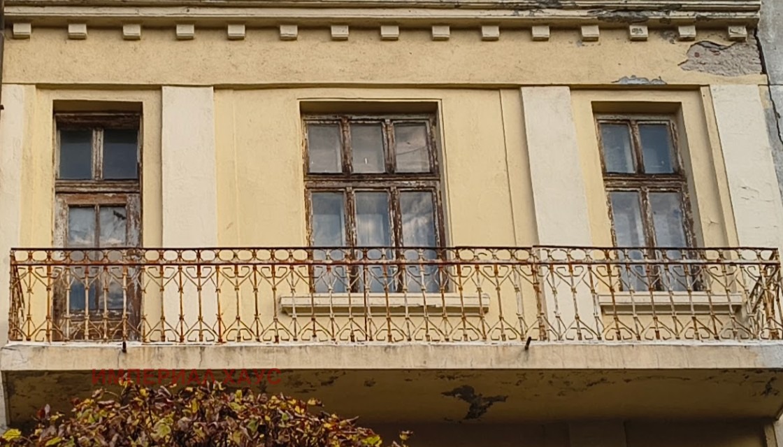 Продава ЕТАЖ ОТ КЪЩА, гр. Хасково, Център, снимка 2 - Етаж от къща - 54122499