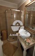 Продава 2-СТАЕН, област Бургас, к.к. Слънчев бряг • 99000 € / 193627.17 лв. • 97465551 3