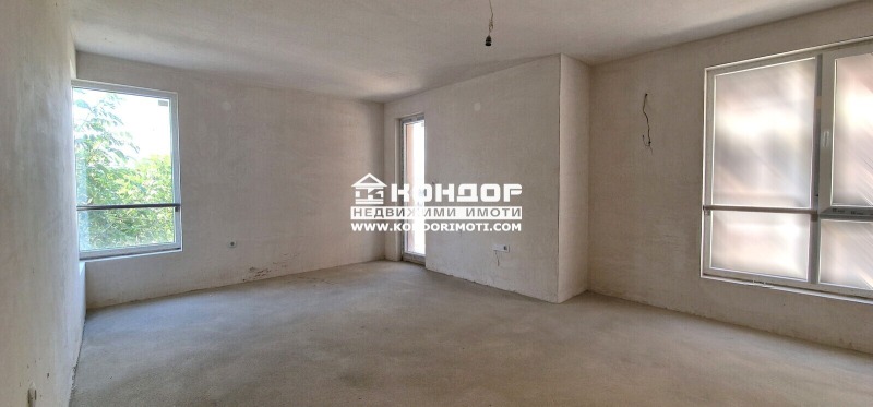 Продава 2-СТАЕН, гр. Пловдив, Остромила, снимка 3 - Апартаменти - 52547623