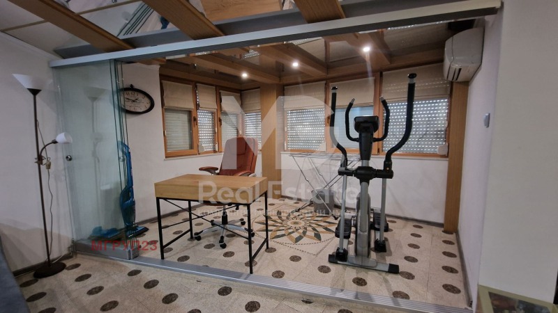 Продава  3-стаен град Пловдив , Кършияка , 120 кв.м | 72892533 - изображение [2]