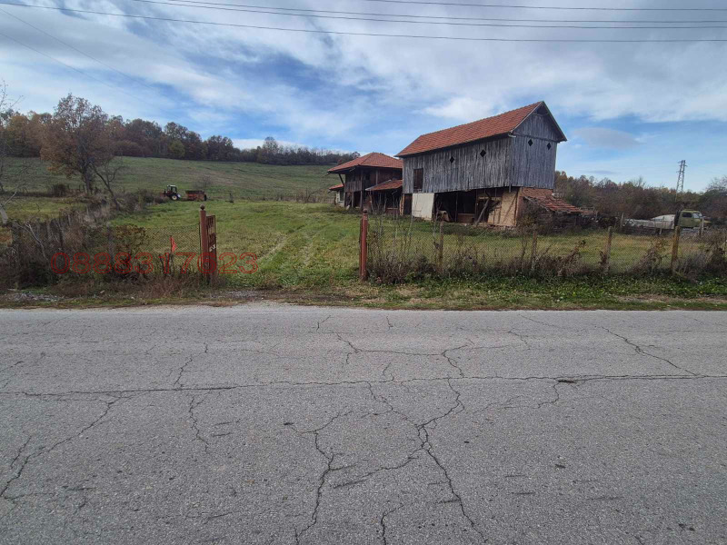 Продава КЪЩА, с. Лесидрен, област Ловеч, снимка 6 - Къщи - 52784127