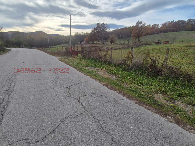 Продава КЪЩА, с. Лесидрен, област Ловеч, снимка 5 - Къщи - 52784127