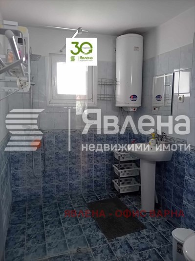 Продава КЪЩА, с. Аврен, област Варна, снимка 9 - Къщи - 49173453