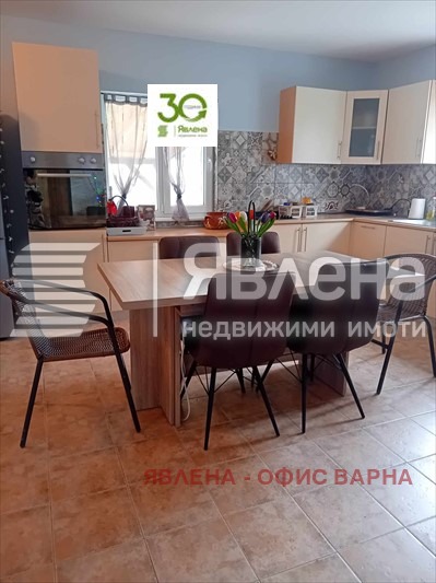 Продава КЪЩА, с. Аврен, област Варна, снимка 13 - Къщи - 49173453