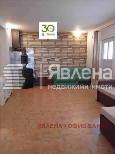 Продава КЪЩА, с. Аврен, област Варна, снимка 10 - Къщи - 49173453