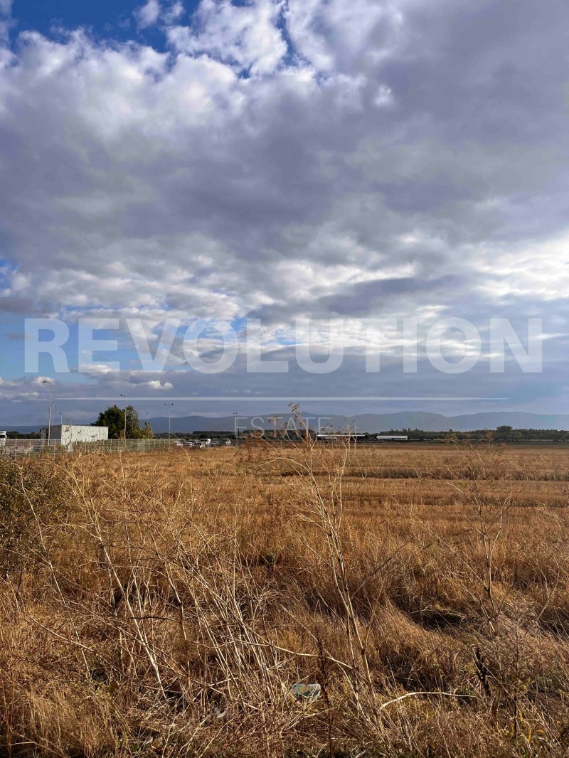 Продава  Парцел град София , с. Горни Богров , 2999 кв.м | 10192091 - изображение [3]