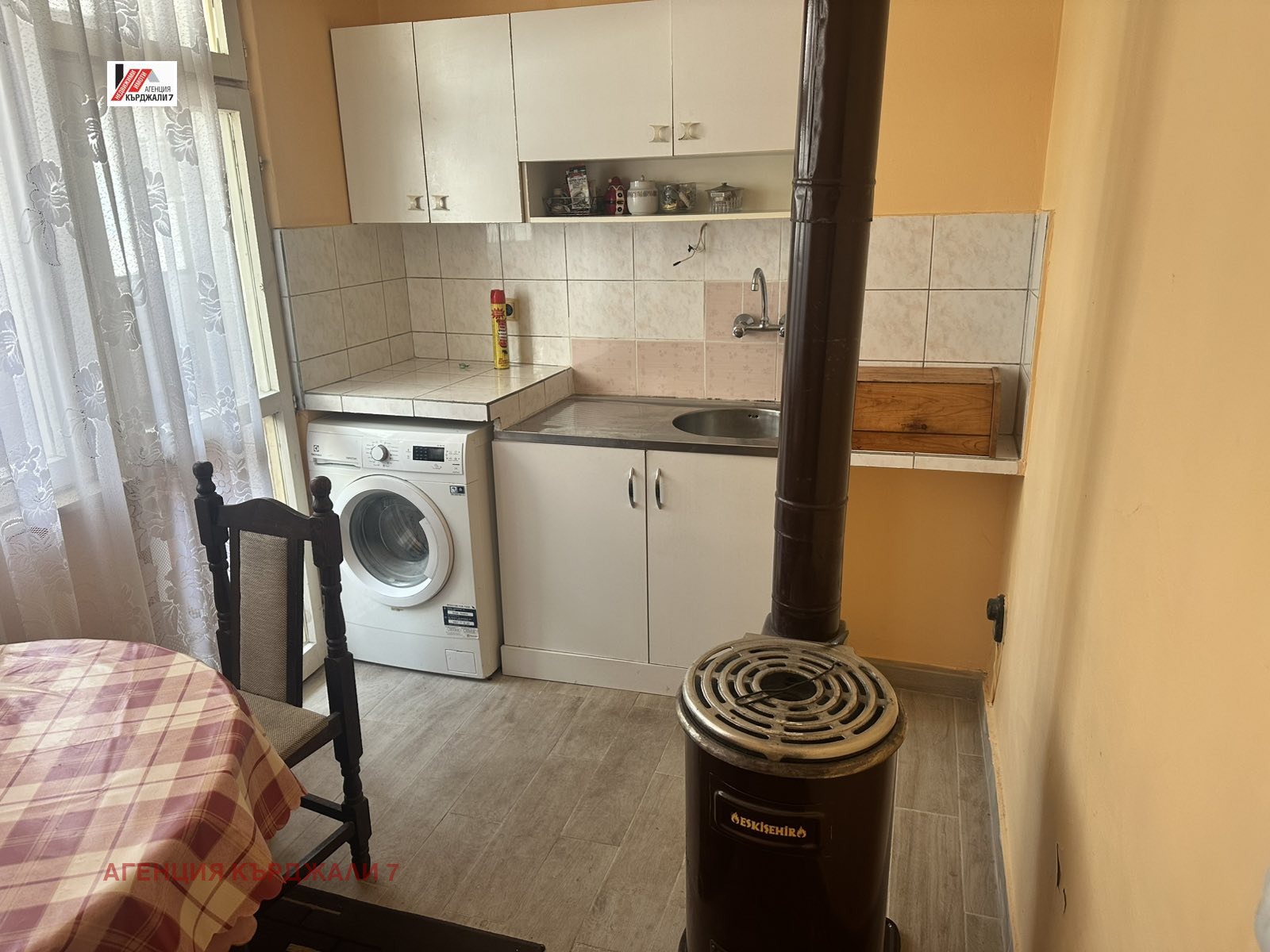 Продава 2-СТАЕН, гр. Кърджали, Възрожденци, снимка 5 - Апартаменти - 55515601