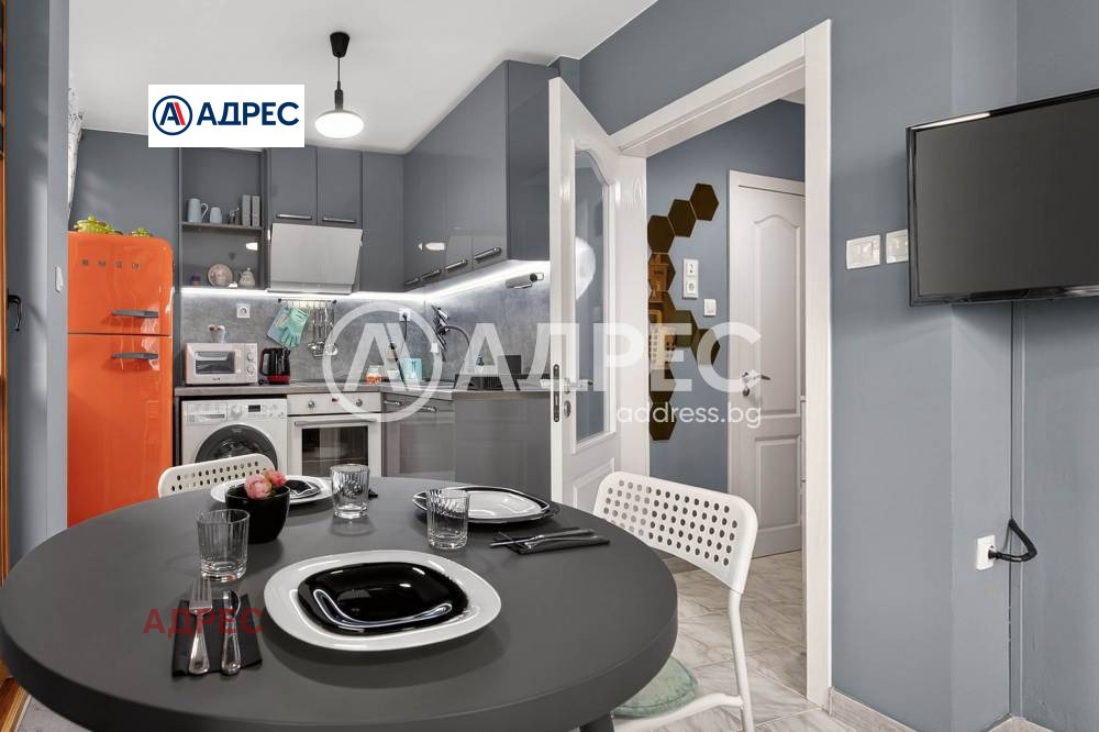 Продава МНОГОСТАЕН, гр. Варна, Център, снимка 9 - Апартаменти - 54820378