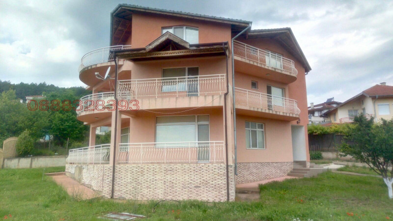 Продава ВИЛА, с. Рогачево, област Добрич, снимка 3 - Вили - 52785216