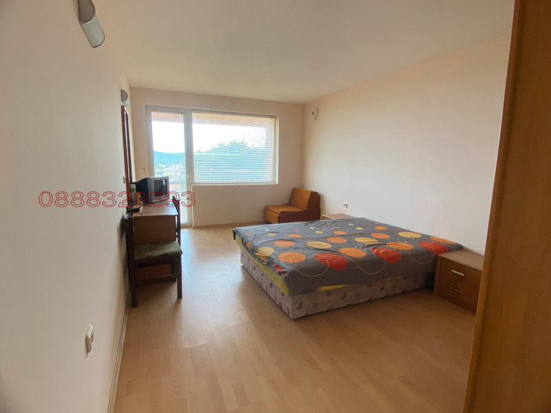 Продава ВИЛА, с. Рогачево, област Добрич, снимка 13 - Вили - 52785216