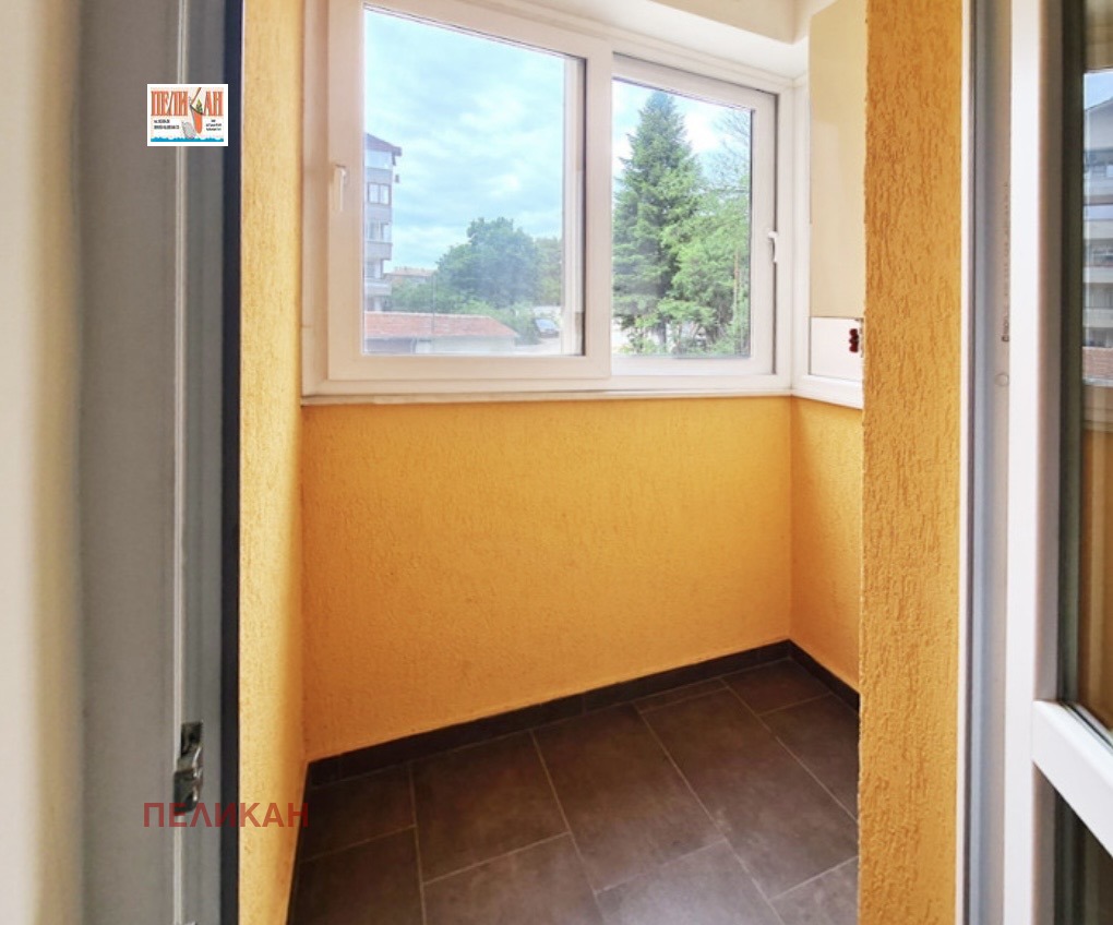 Продава 2-СТАЕН, гр. Велико Търново, Център, снимка 2 - Апартаменти - 54768442