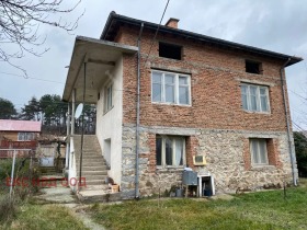 σπίτι Καραβελοβο, περιοχή Plovdiv