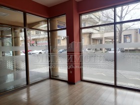 Butik Tsentar, Sliven 2