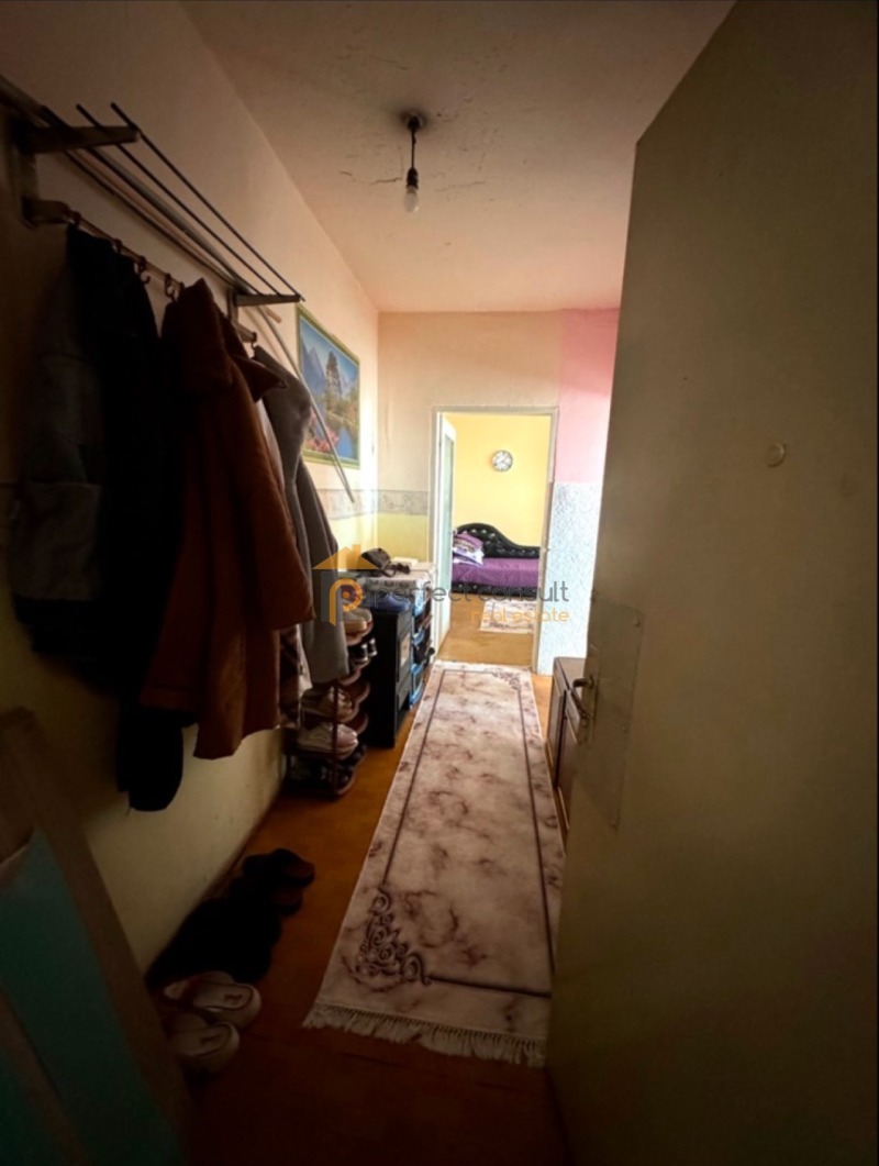 For Sale  1 bedroom Plovdiv , Izgrev , 44 sq.m | 17679106 - image [6]