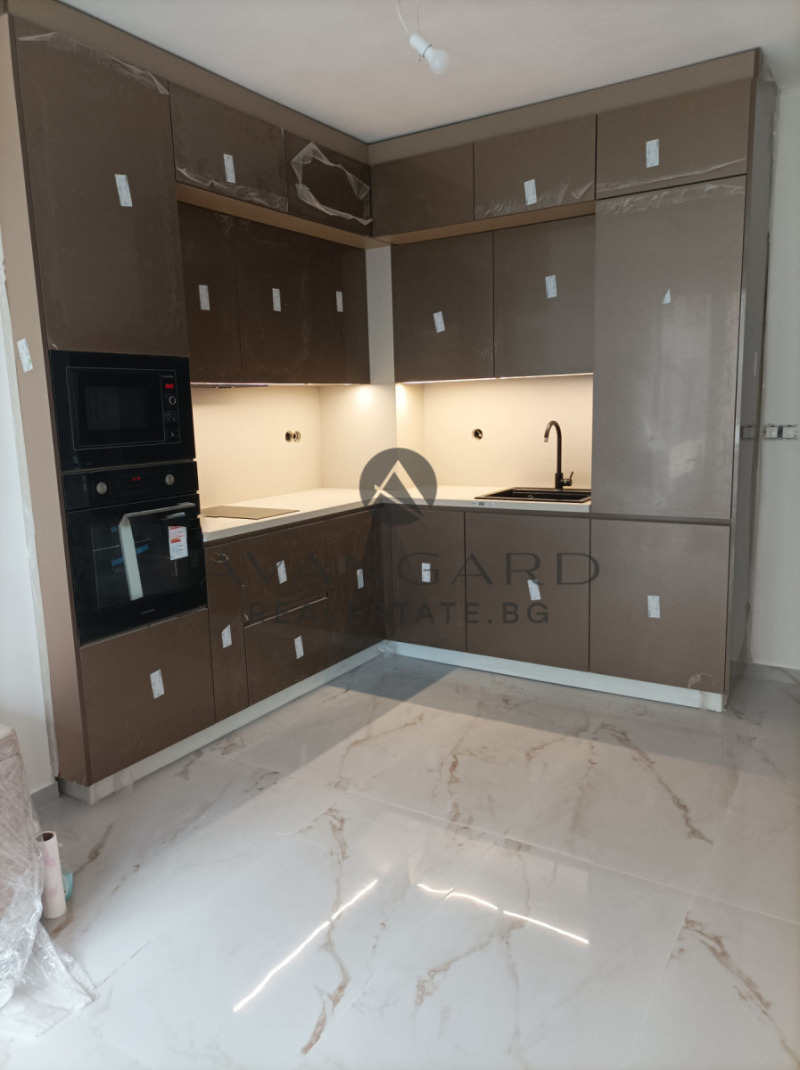 Продава 2-СТАЕН, гр. Пловдив, Тракия