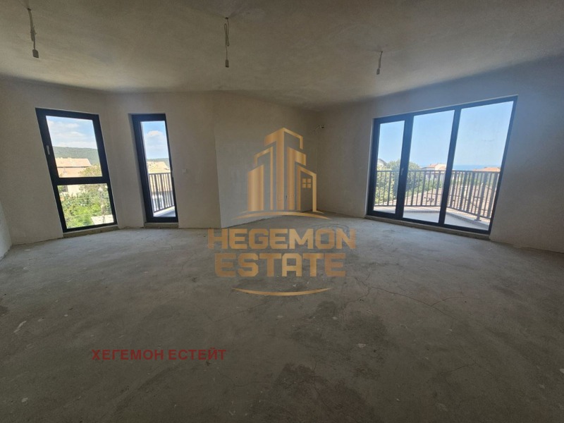 In vendita  2 camere da letto Varna , Vinitsa , 125 mq | 46126996