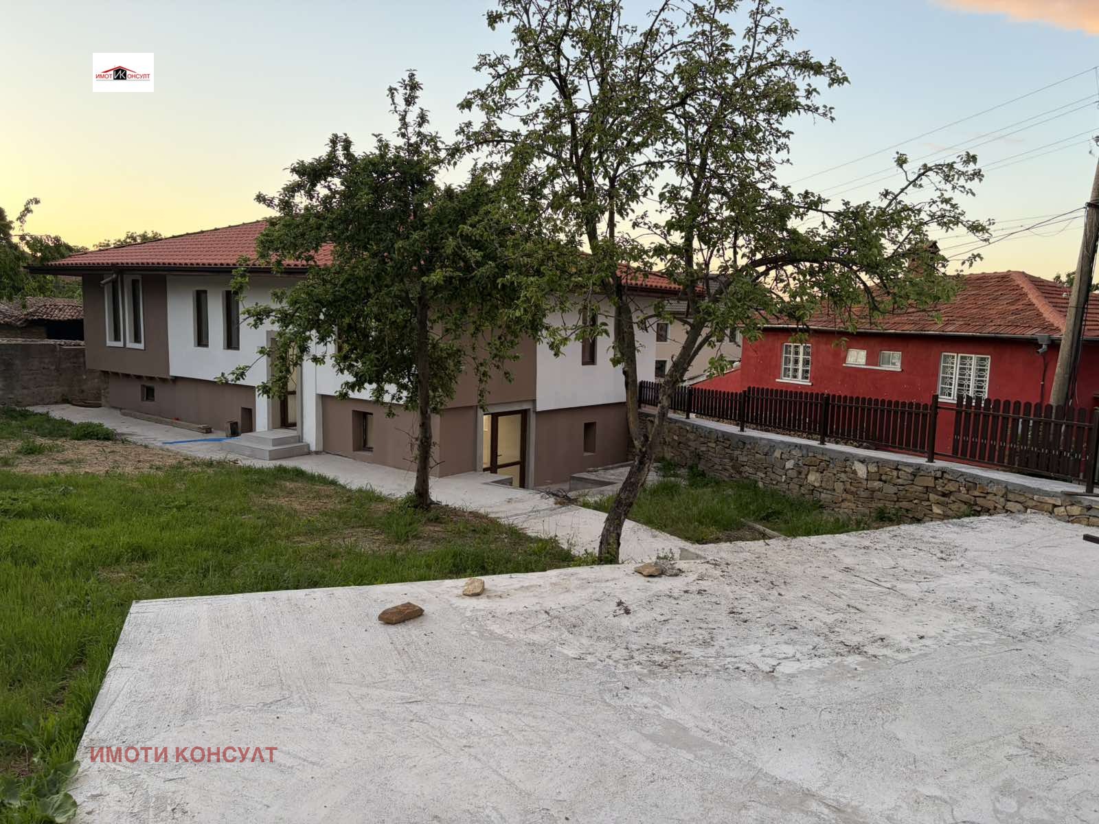 Продава КЪЩА, с. Драгижево, област Велико Търново, снимка 2 - Къщи - 54856895