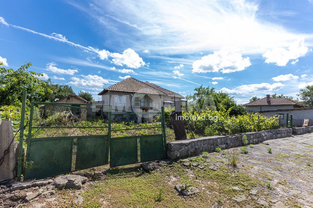 Продава КЪЩА, с. Кардам, област Добрич, снимка 14 - Къщи - 55279809
