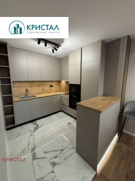 Продава  3-стаен, град Пловдив