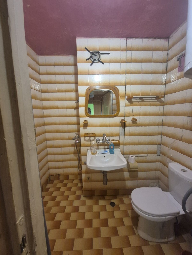 Продава  2-стаен град Плевен , Дружба 4 , 63 кв.м | 77563907 - изображение [7]