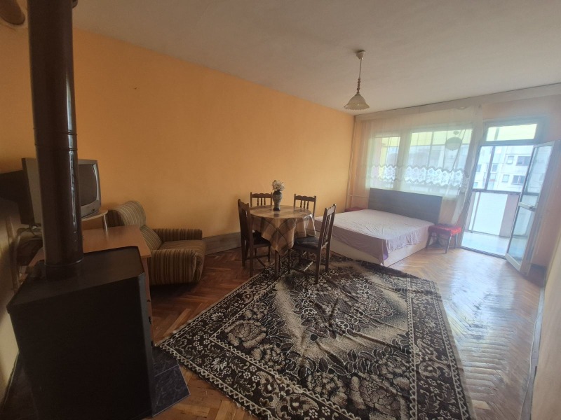 Продава  2-стаен град Плевен , Дружба 4 , 63 кв.м | 77563907