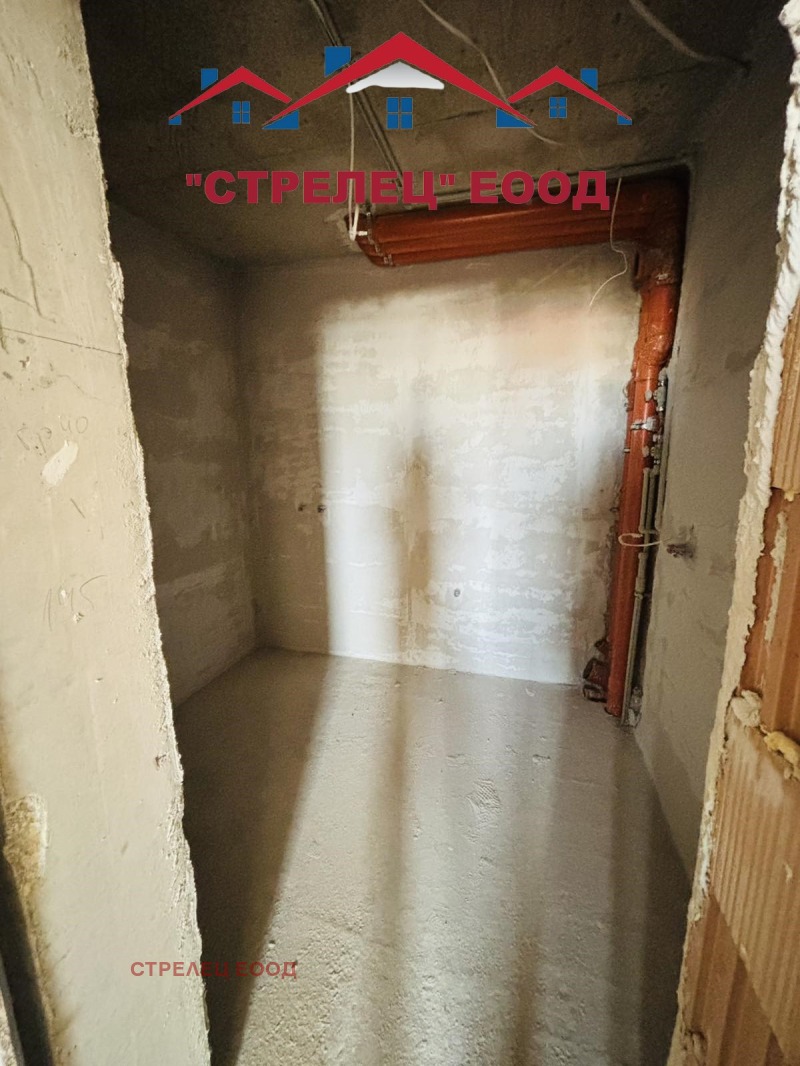 Продава  3-стаен град Добрич , Кралска зона , 110 кв.м | 44972073 - изображение [8]