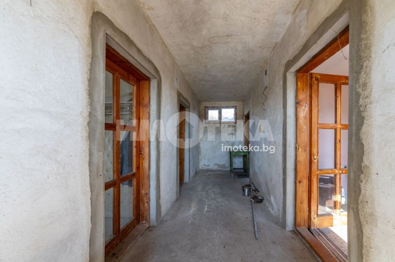 Продава КЪЩА, гр. Девня, област Варна, снимка 12 - Къщи - 52279263