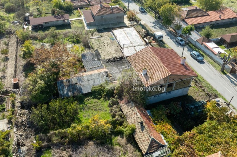 Продава КЪЩА, гр. Девня, област Варна, снимка 16 - Къщи - 52279263