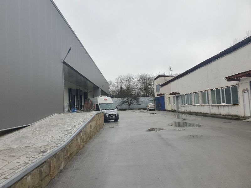 À venda  Construção industrial região Sófia , Botevgrad , 5811 m² | 45762912 - imagem [4]