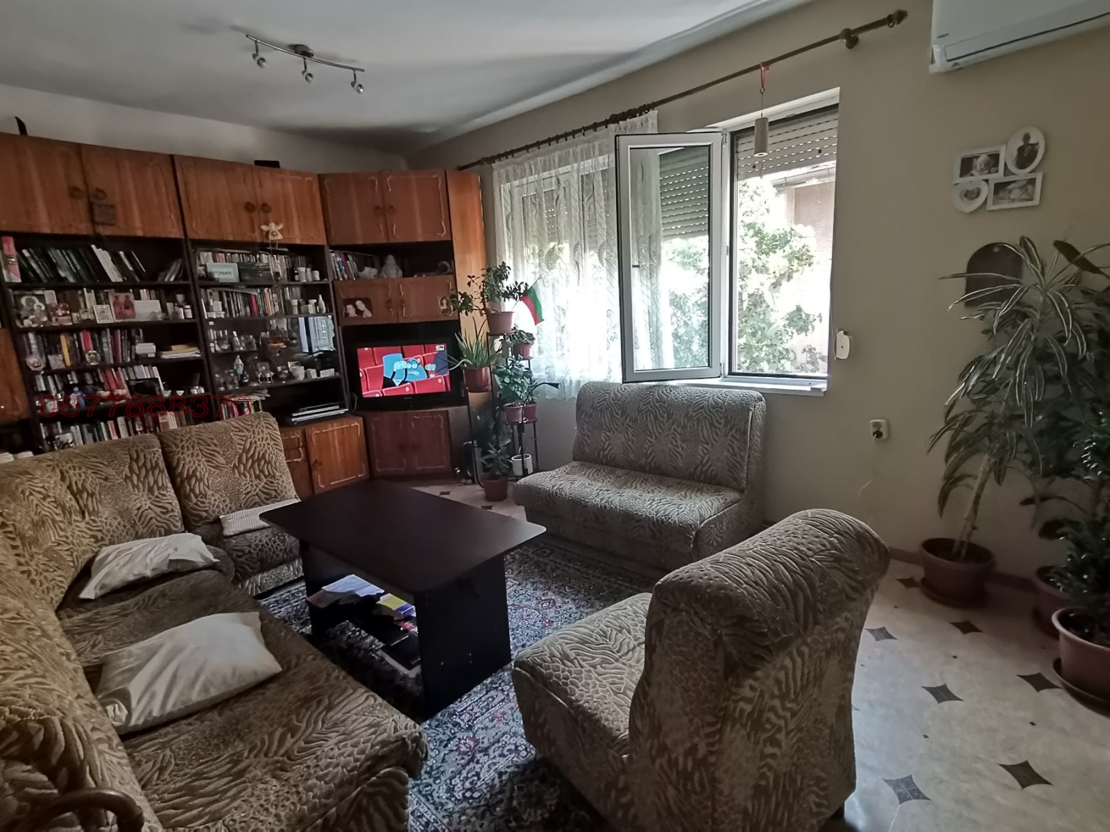 Продава ЕТАЖ ОТ КЪЩА, гр. Хасково, Република, снимка 2 - Етаж от къща - 55911405