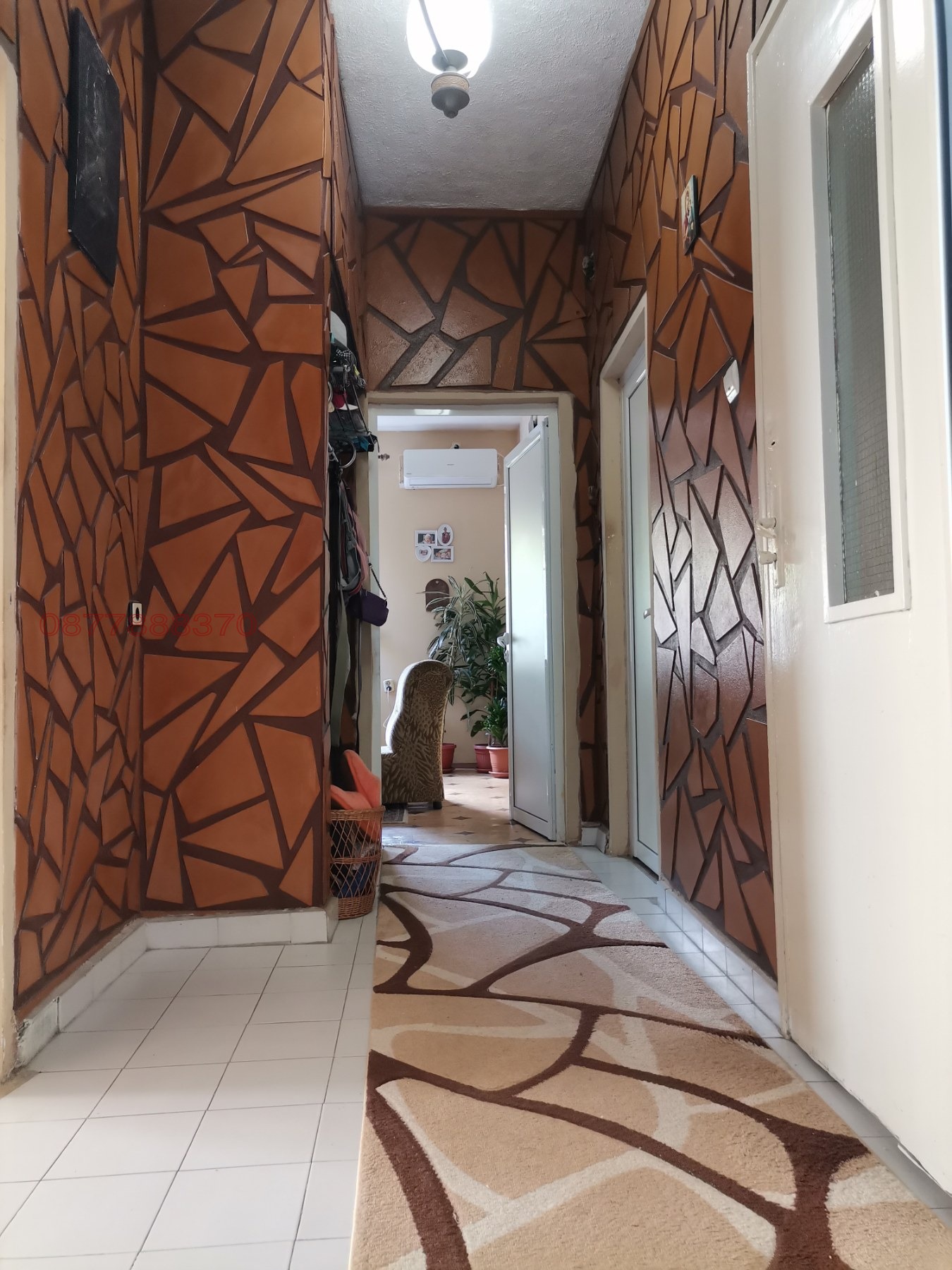 Продава ЕТАЖ ОТ КЪЩА, гр. Хасково, Република, снимка 8 - Етаж от къща - 55911405