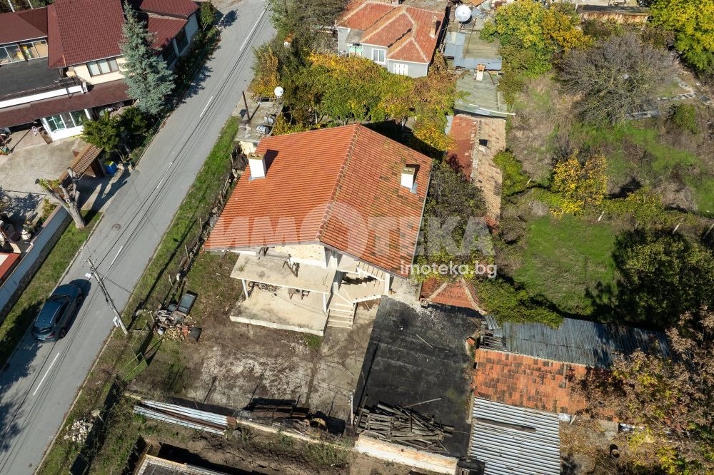 Продава КЪЩА, гр. Девня, област Варна, снимка 2 - Къщи - 52279263