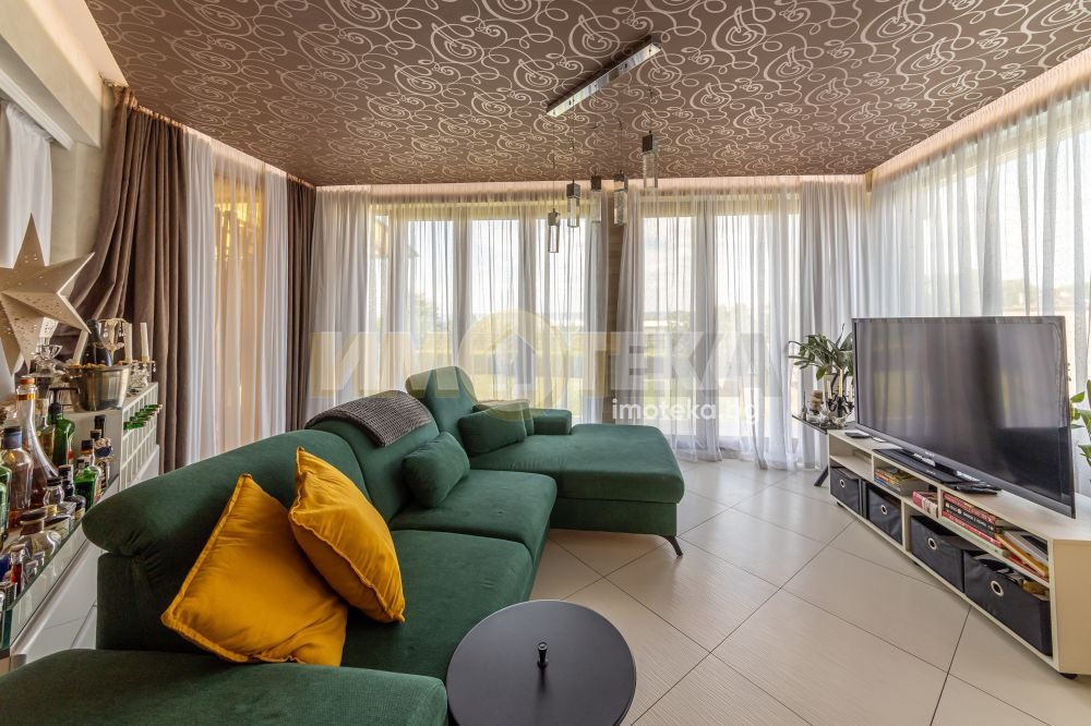 Продава КЪЩА, гр. Варна, м-т Зеленика, снимка 3 - Къщи - 53992679