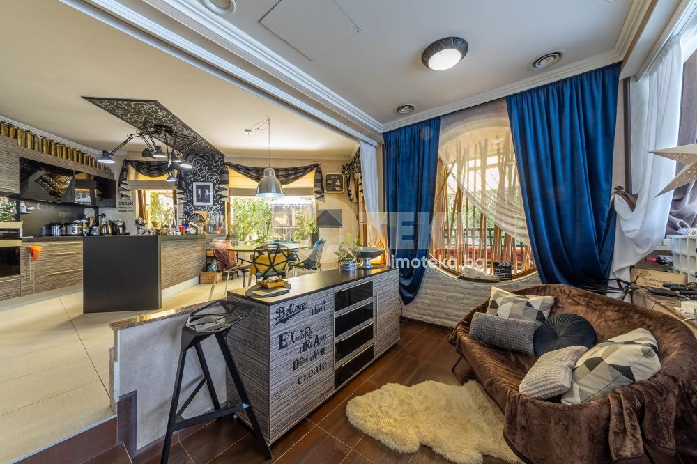 Продава КЪЩА, гр. Варна, м-т Зеленика, снимка 5 - Къщи - 53992679