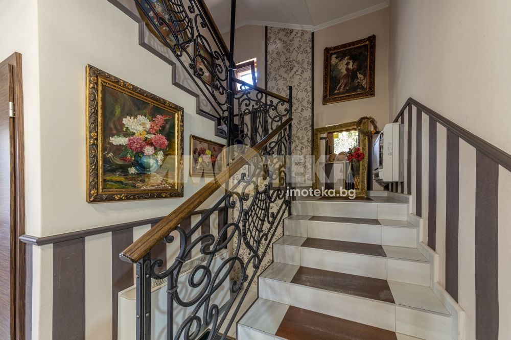 Продава КЪЩА, гр. Варна, м-т Зеленика, снимка 9 - Къщи - 53992679