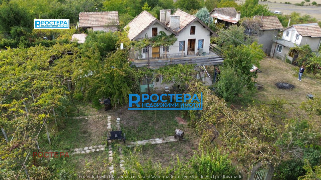 Продава ВИЛА, гр. Търговище, Вилна зона, снимка 2 - Вили - 56256898