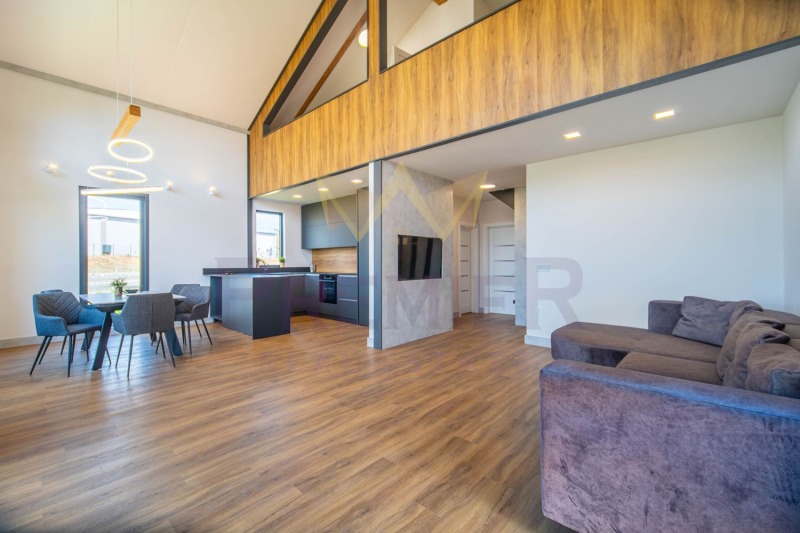 Продава КЪЩА в област Варна, с. Приселци - 181 кв.м / 230 000 € » 449 840.90 лв., ИМОТИ ПРЕМИЕР