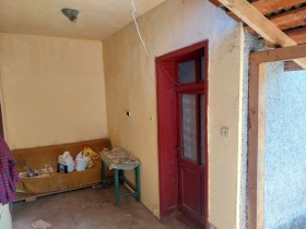 Дом Ивански, область Шумен 4