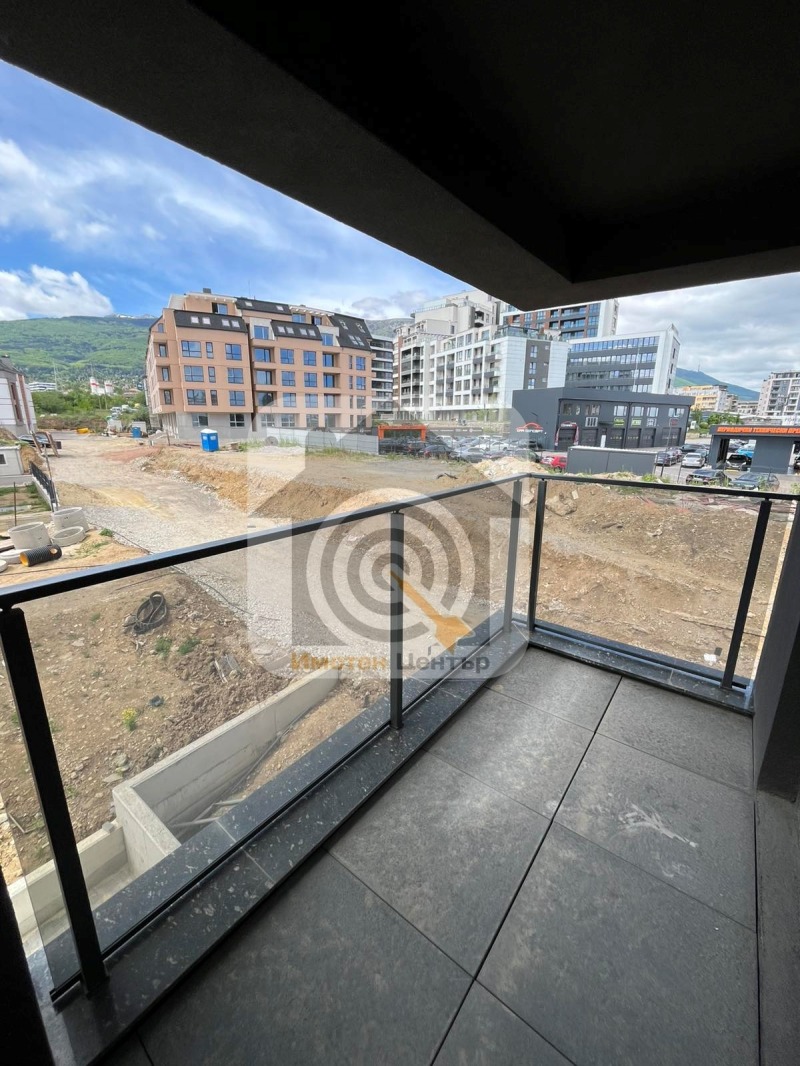 Na prodej  1 ložnice Sofia , Malinova dolina , 65 m2 | 36135429 - obraz [4]