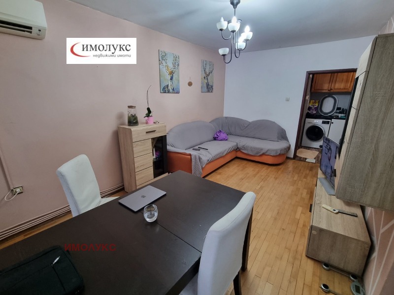 Продава 3-СТАЕН, гр. София, Оборище, снимка 3 - Апартаменти - 52659841