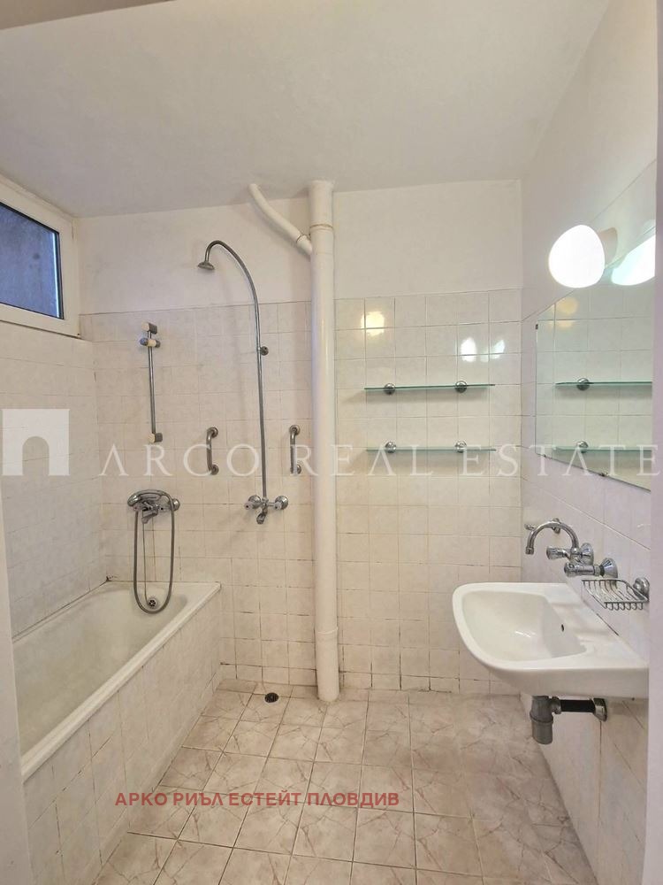 Продава 3-СТАЕН, гр. Пловдив, Младежки Хълм, снимка 10 - Апартаменти - 56355426