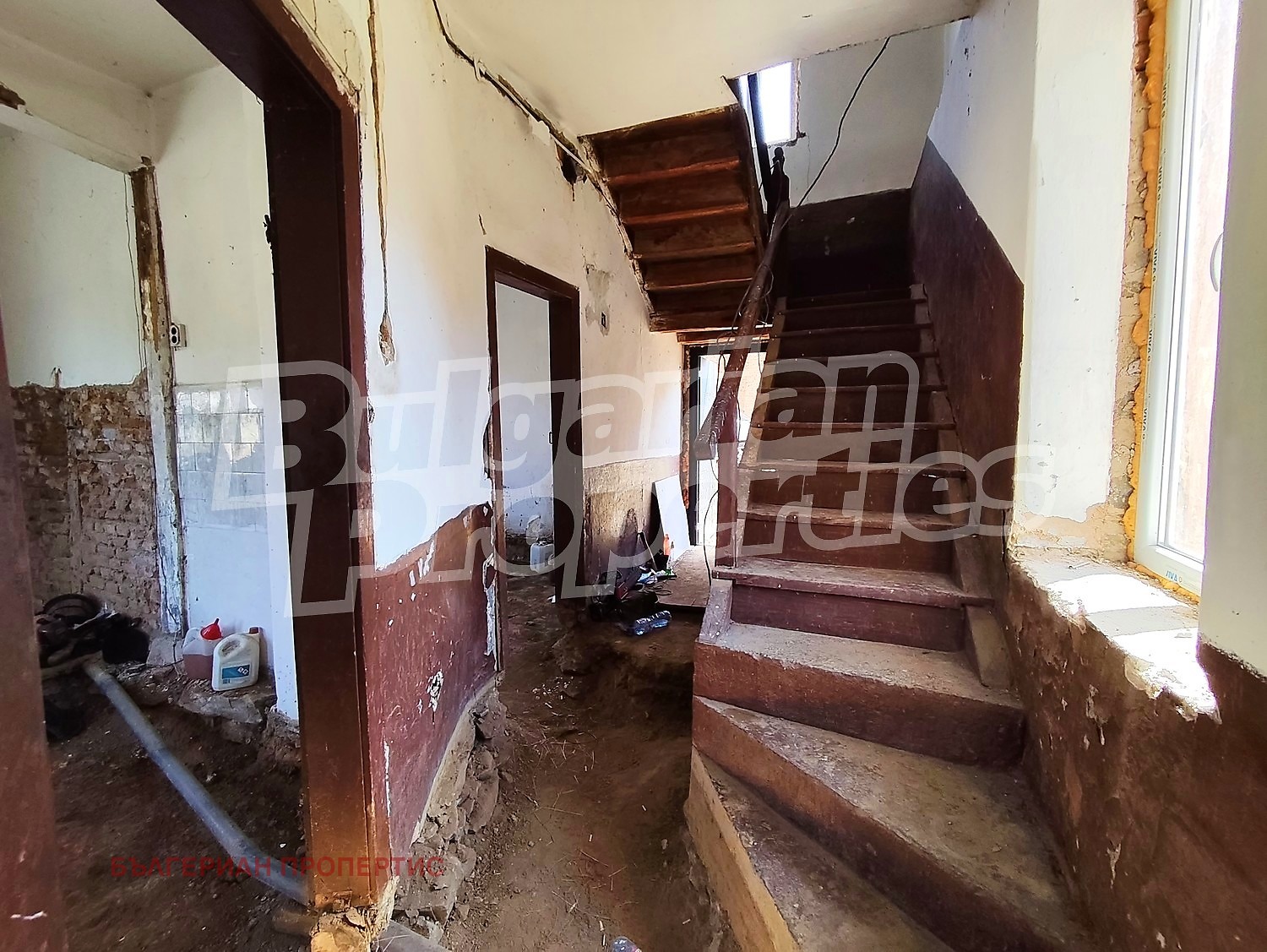 Продава КЪЩА, с. Соколово, област Ловеч, снимка 2 - Къщи - 56161999